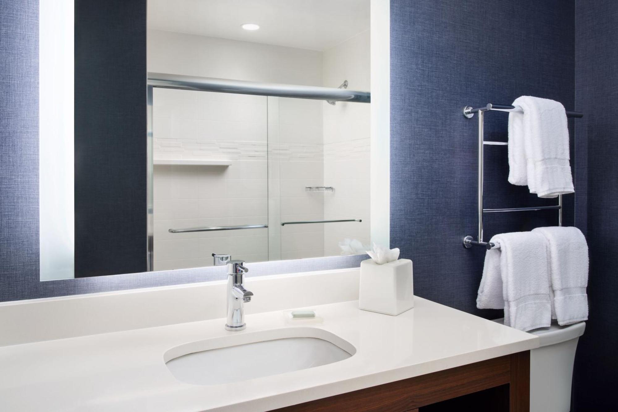 Residence Inn By Marriott Fort Myers At I-75 And Gulf Coast Town Center Эстеро Экстерьер фото